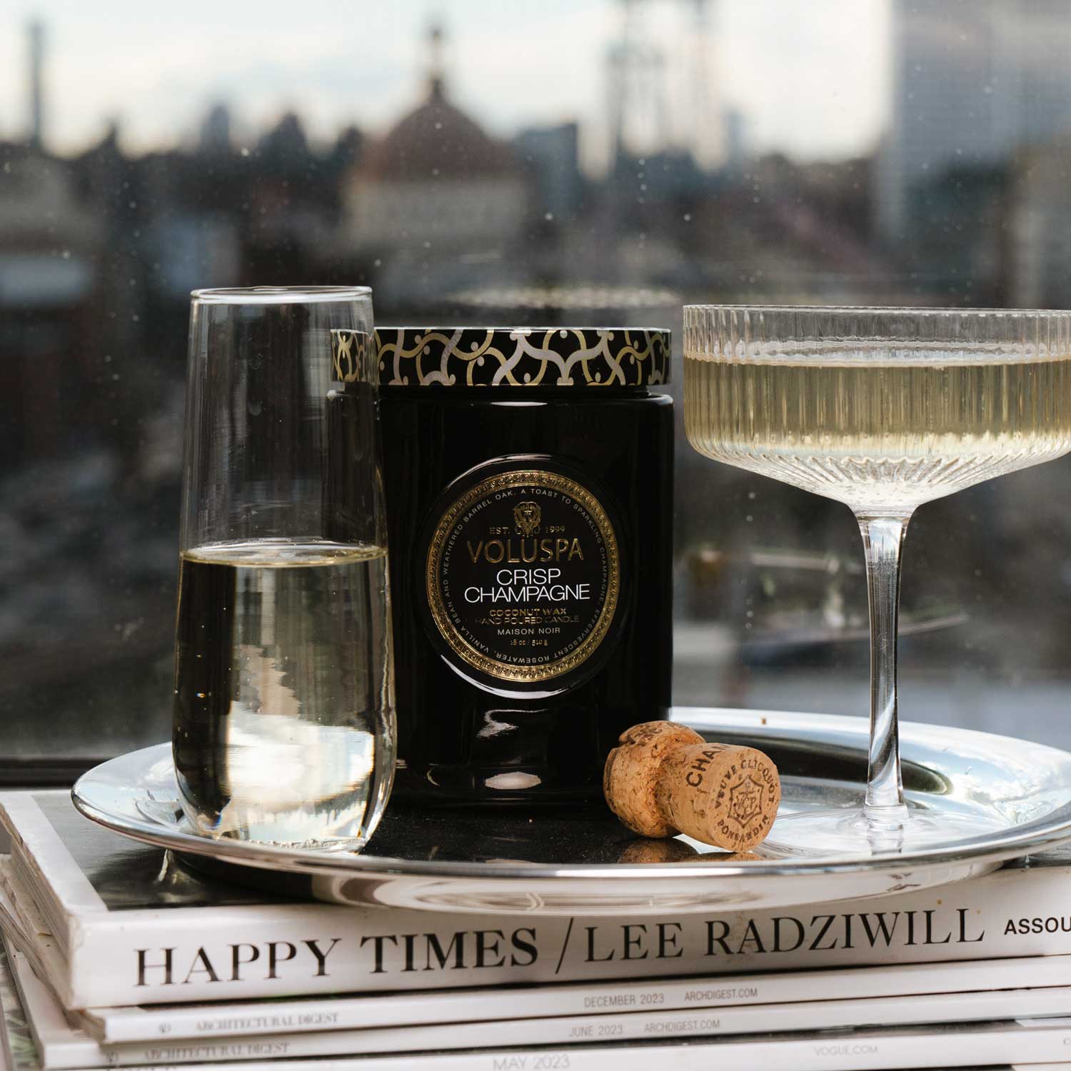 Alternative view of Crisp Champagne - Large Jar Candle