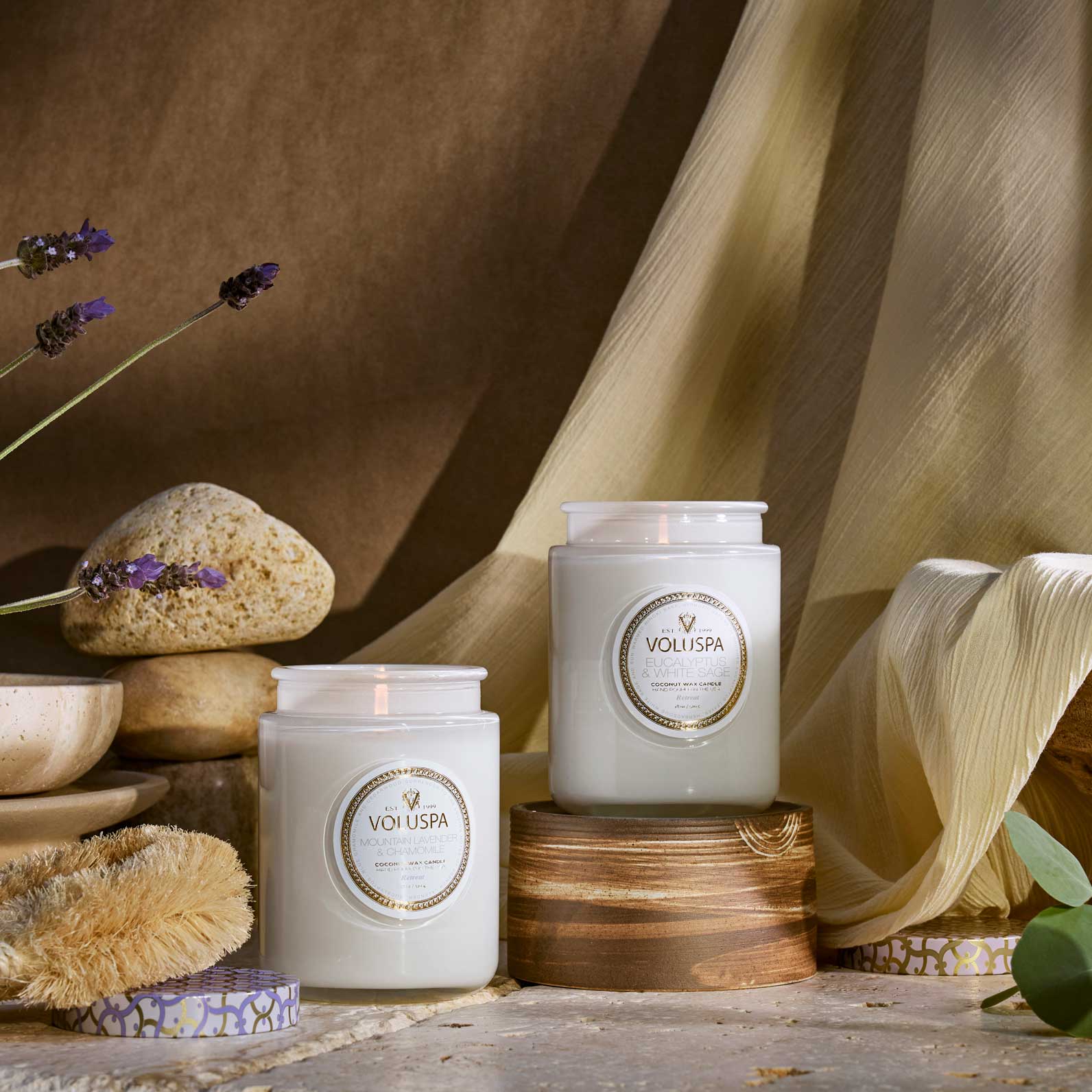 Alternative view of Eucalyptus & White Sage - Large Jar Candle