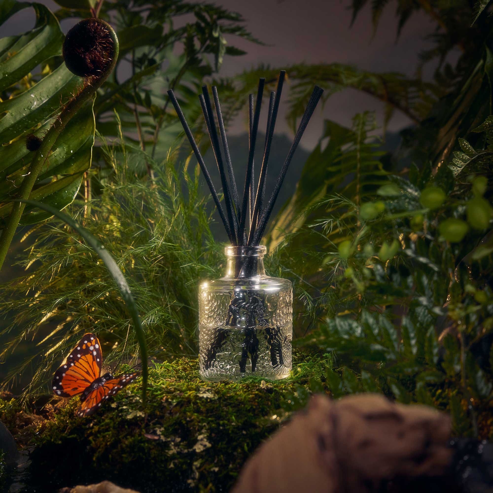 Alternative view of Temple Moss - Reed Diffuser