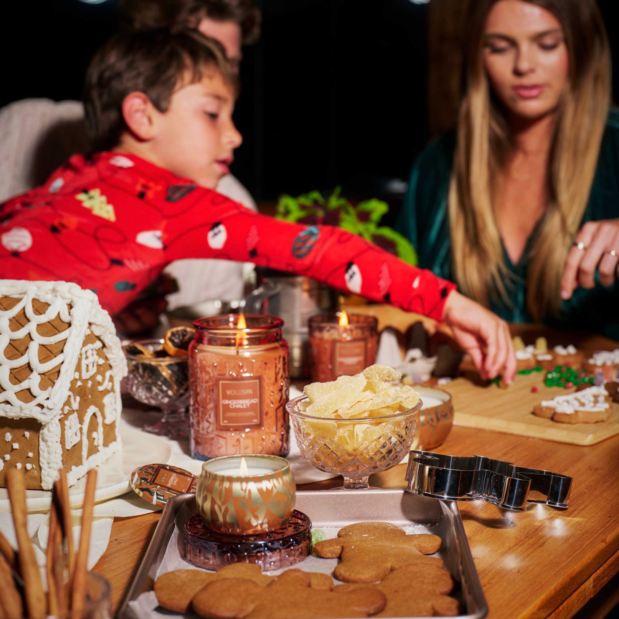 Alternative view of Gingerbread Chalet - Mini Tin Candle