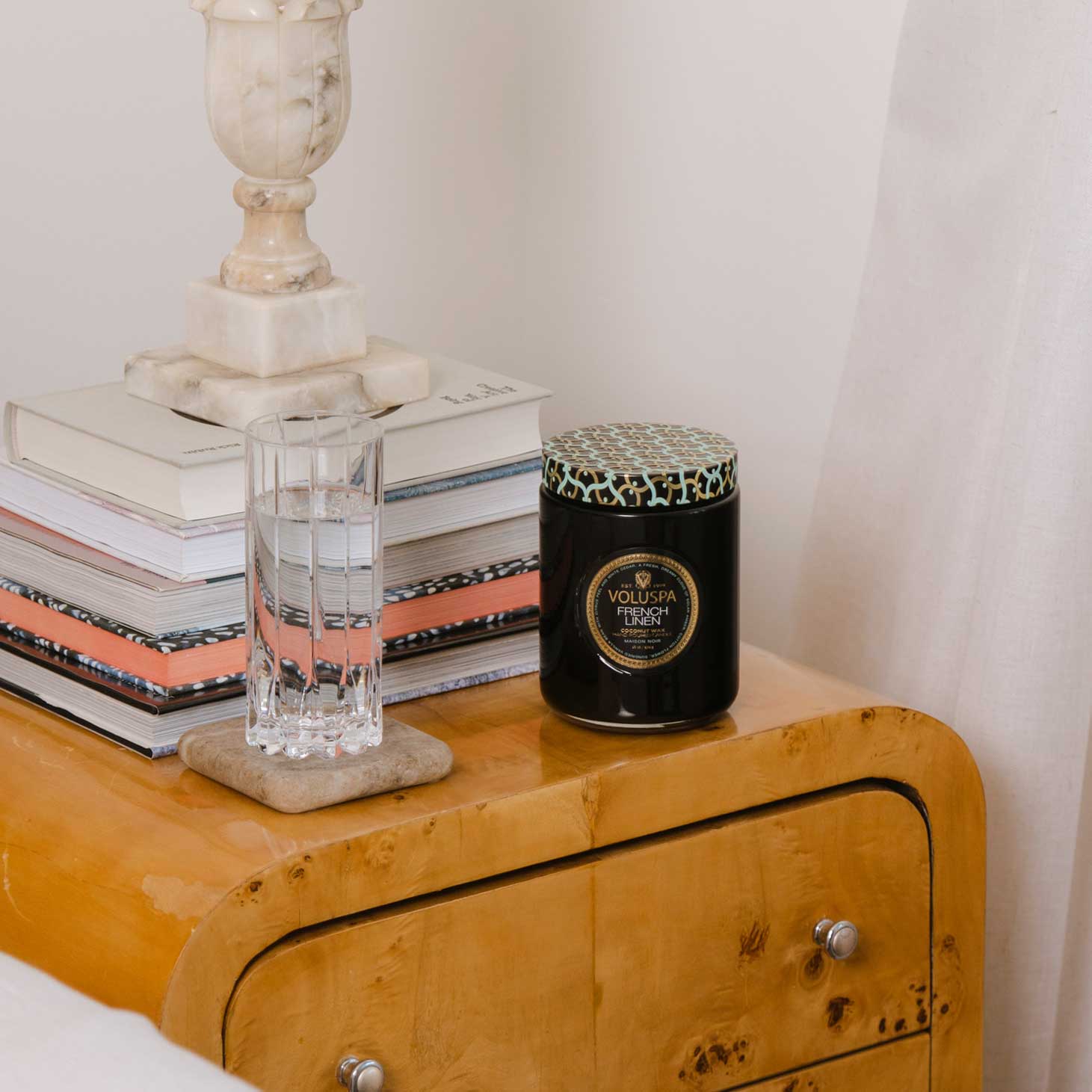 Alternative view of French Linen - Large Jar Candle