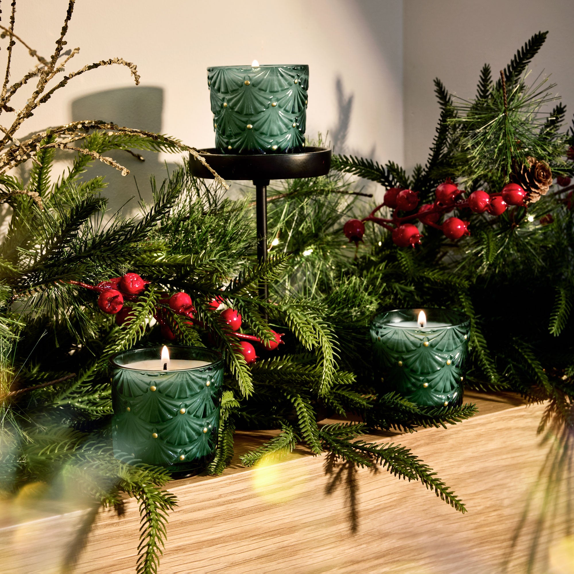 Alternative view of Noble Fir Garland - Mini Pedestal Trio Gift Set