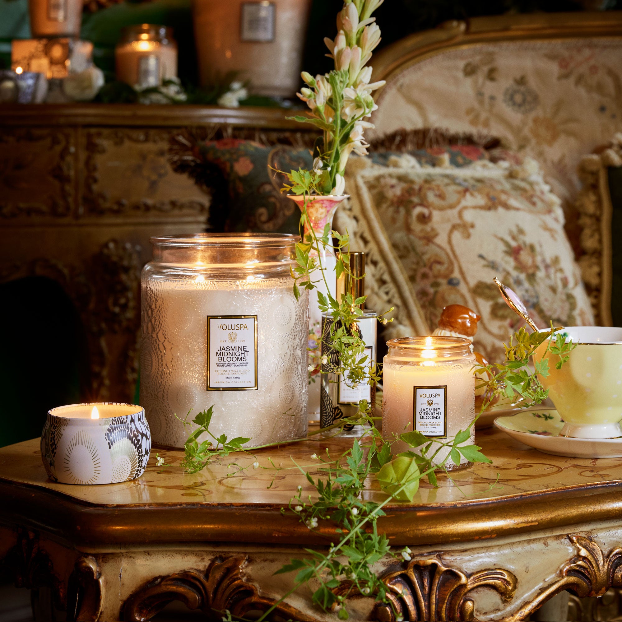 Alternative view of Jasmine Midnight Blooms - Mini Tin Candle