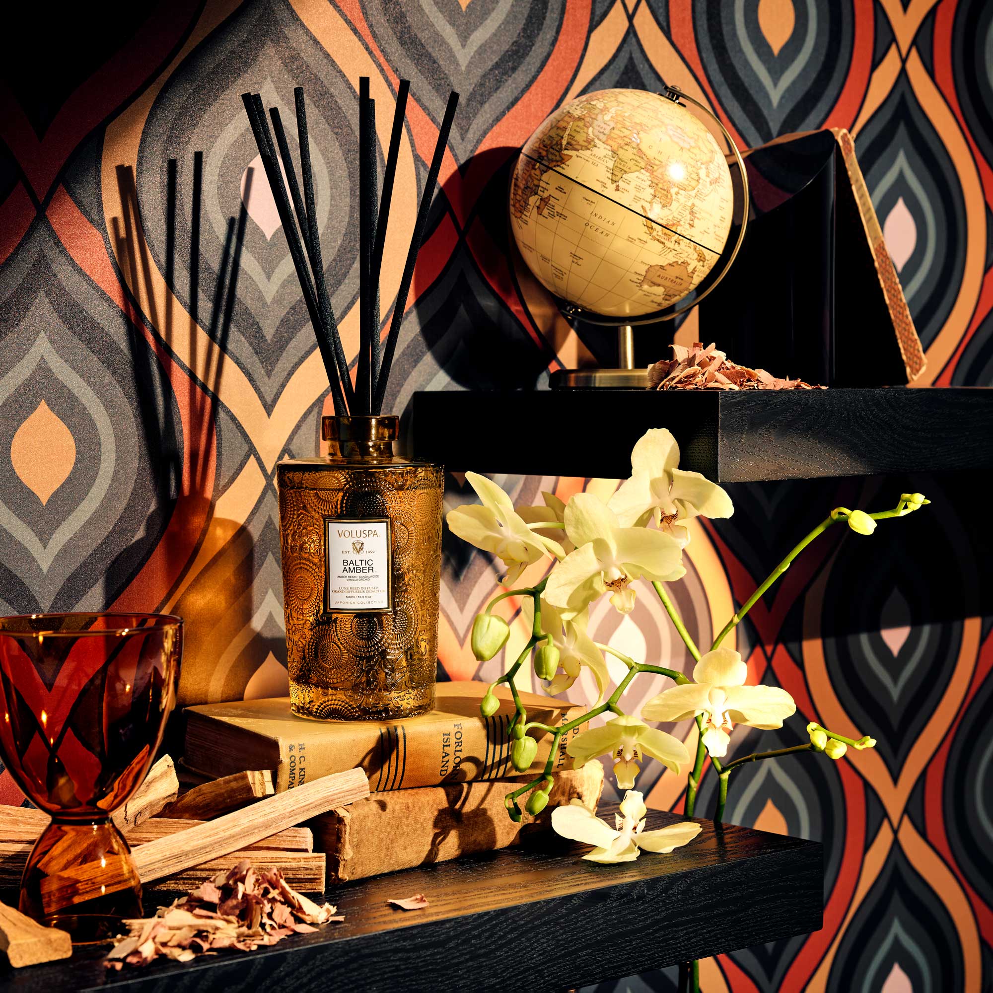 Alternative view of Baltic Amber - Luxe Reed Diffuser