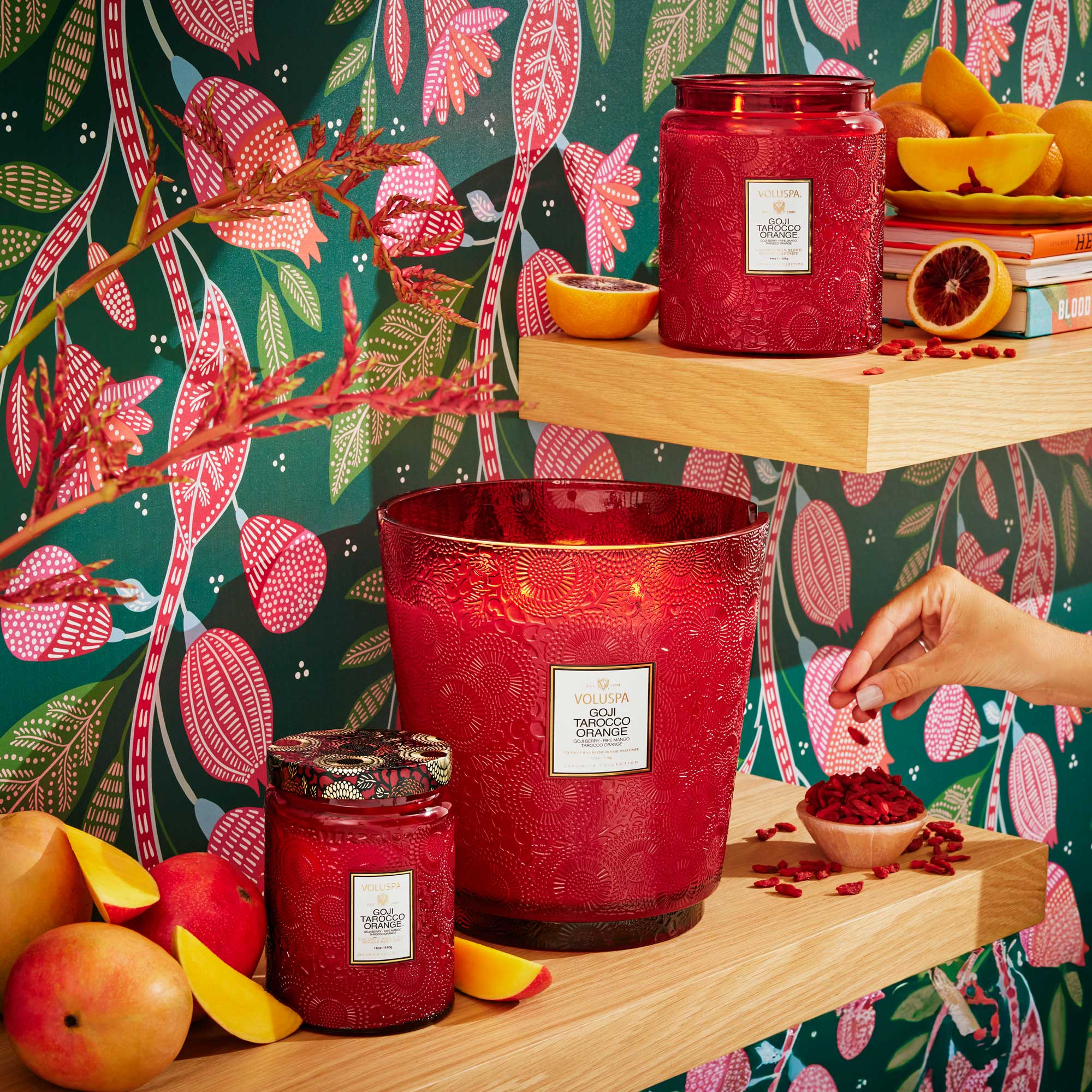 Alternative view of Goji Tarocco Orange - 5 Wick Hearth Candle