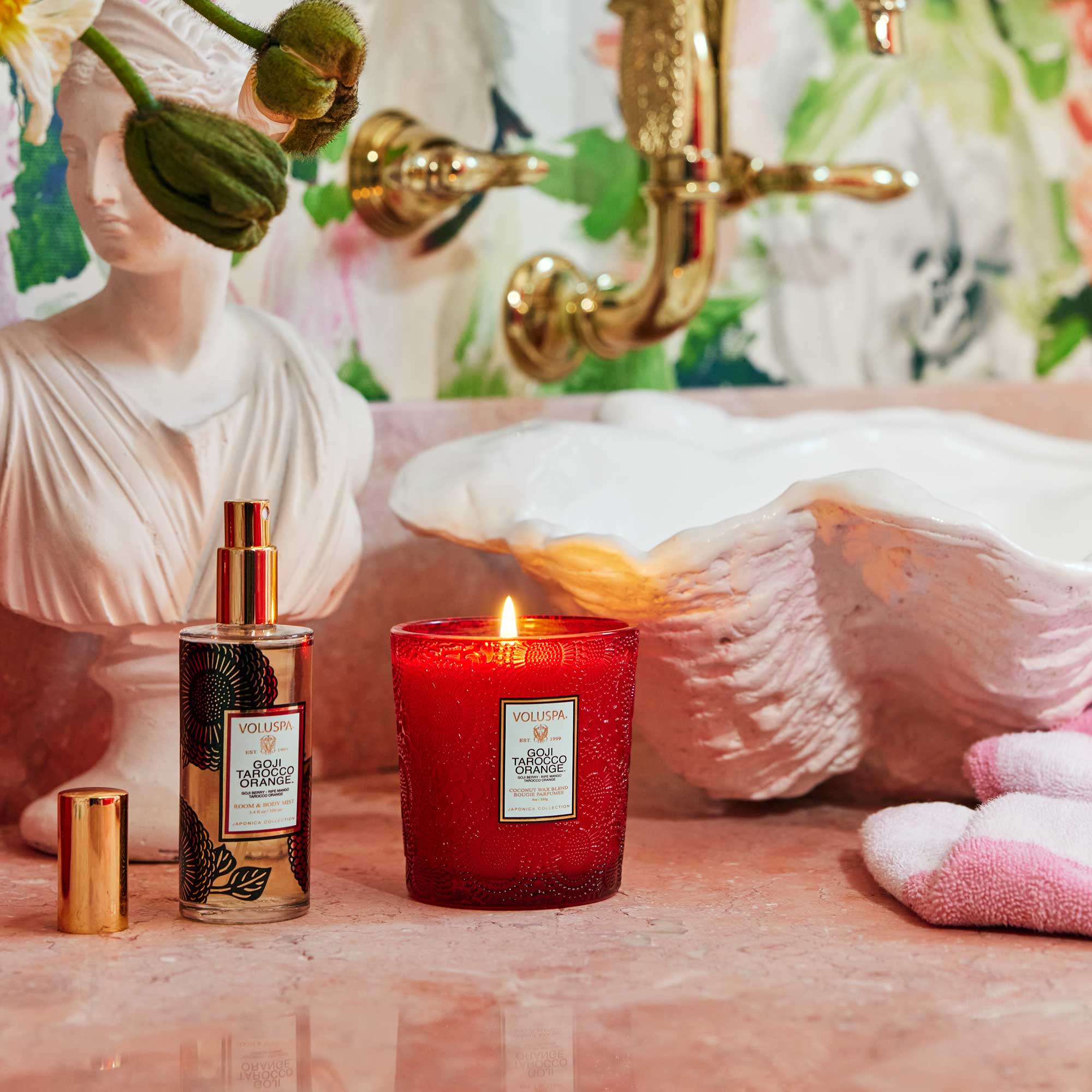 Alternative view of Goji Tarocco Orange - Classic Candle